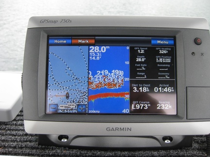 14 Garmin Fish Finder with tons of fish showing